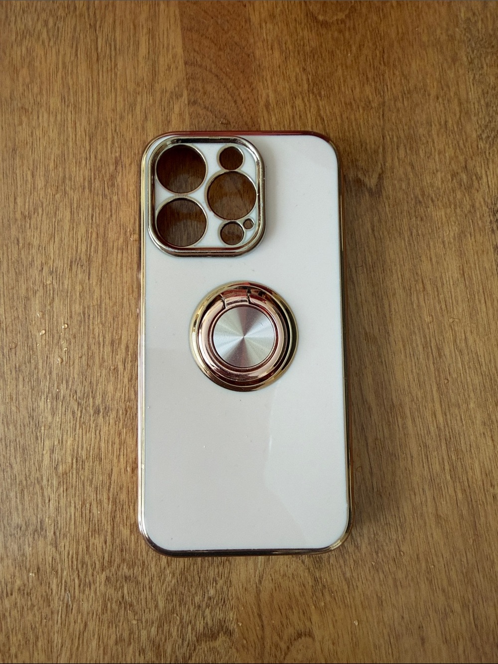 Good I Phone 14 pro Case with Rose Gold Ring Grip and Camera Protector